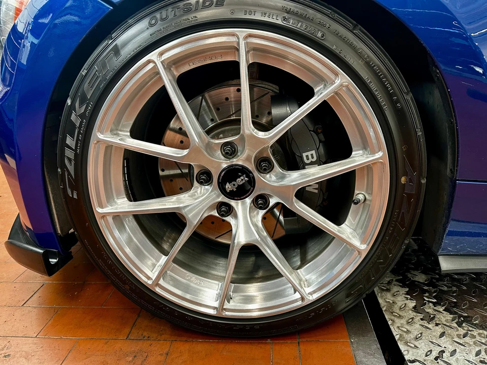 2009 BMW E82 135i & 135is - Image 27 of 31