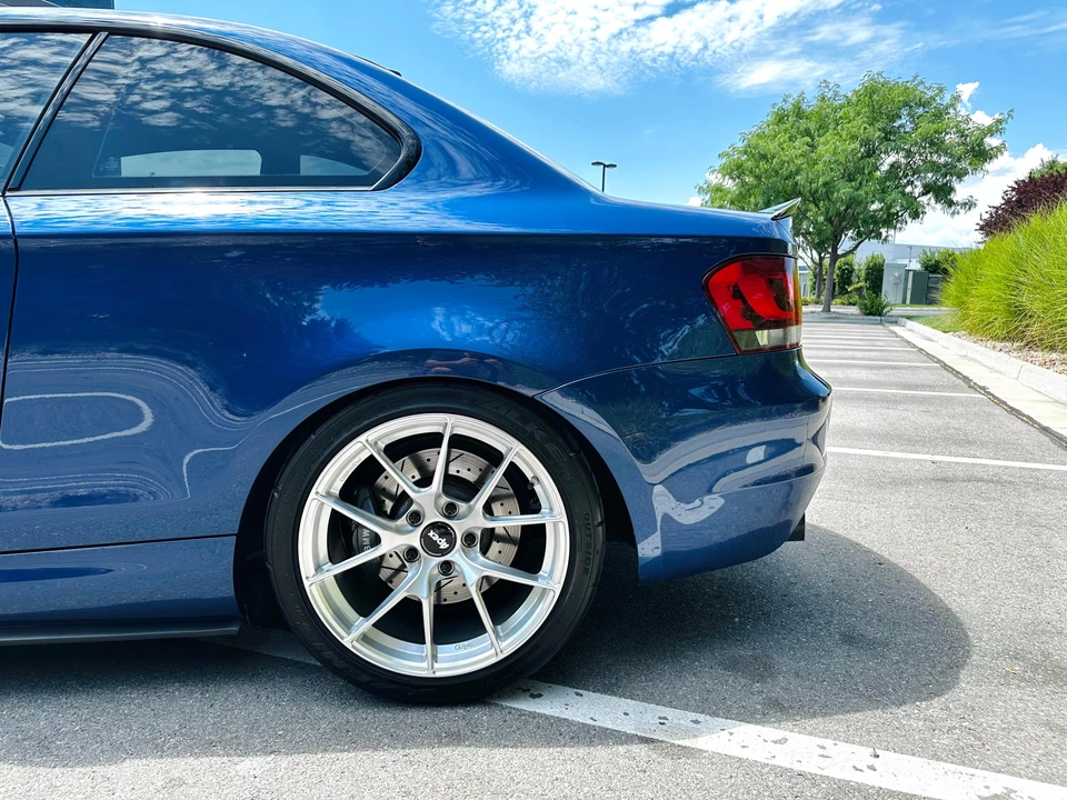 2009 BMW E82 135i & 135is - Image 16 of 31