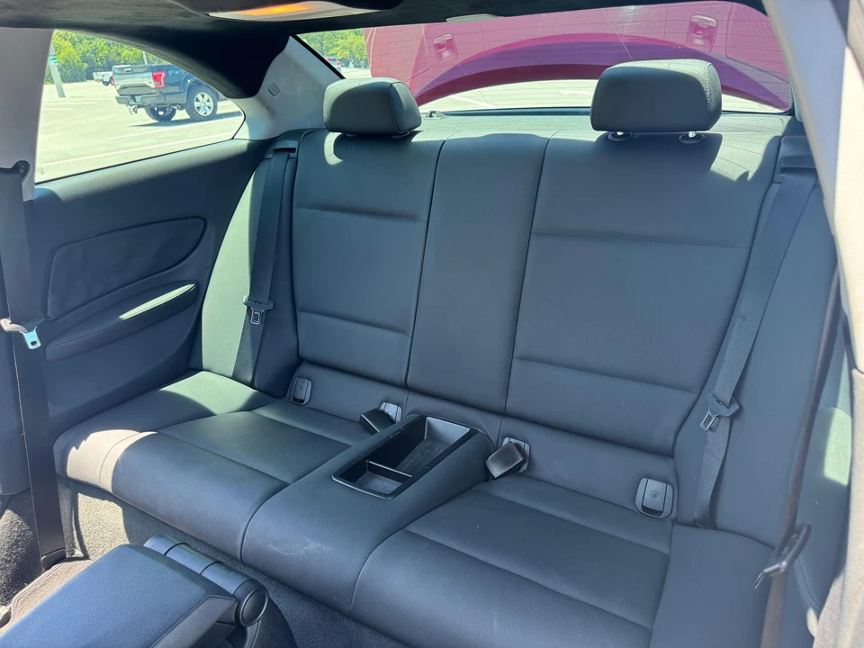 2009 BMW E82 135i & 135is - Image 26 of 31