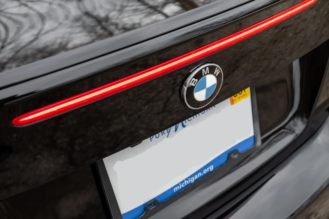 2009 BMW E82 135i & 135is - Image 23 of 27