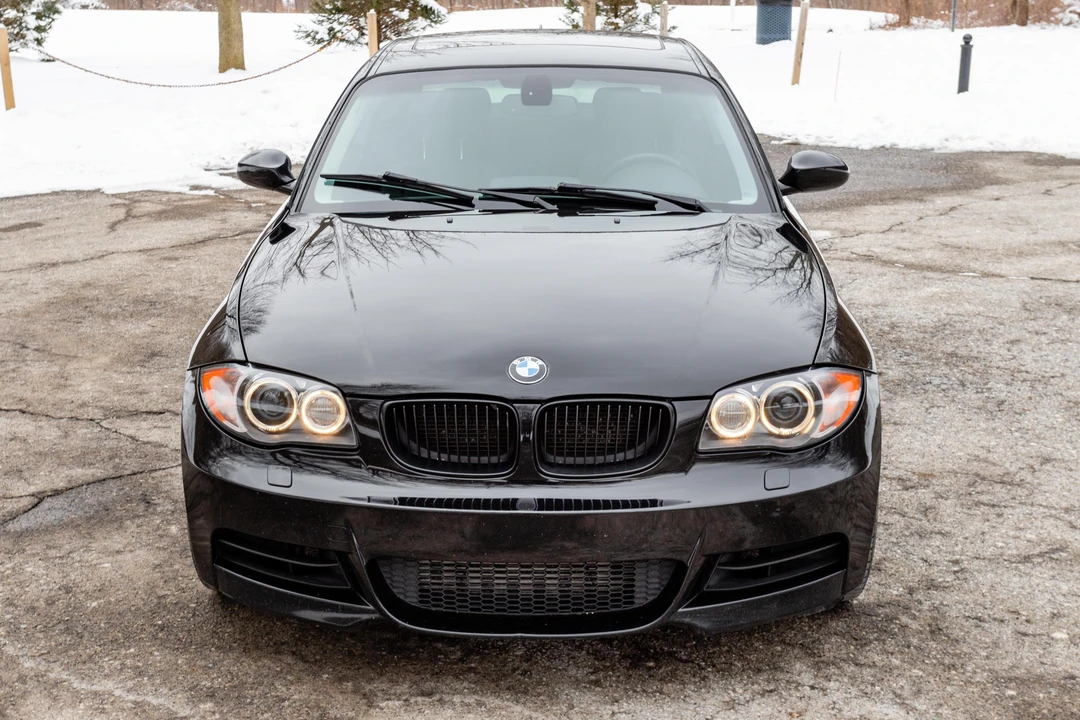 2009 BMW E82 135i & 135is - Image 2 of 27