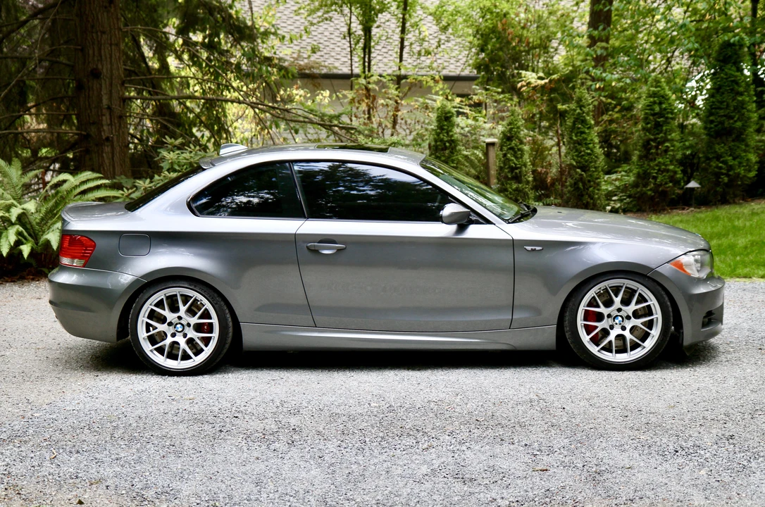 2009 BMW E82 135i & 135is - Image 11 of 31