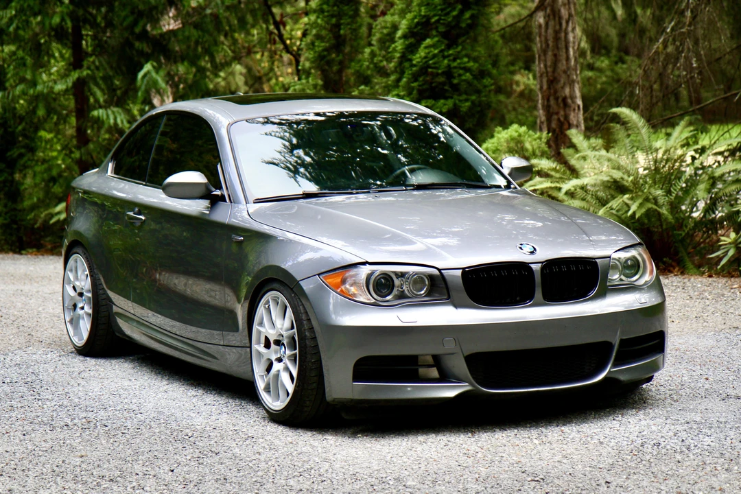 2009 BMW E82 135i & 135is - Image 12 of 31