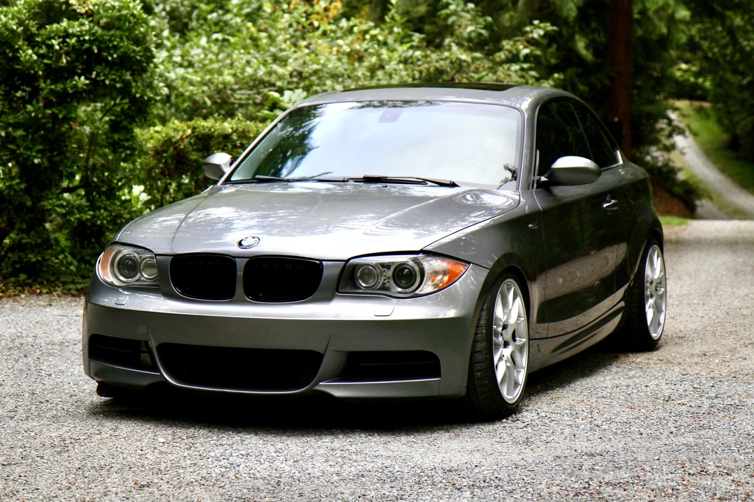 2009 BMW E82 135i & 135is - Image 6 of 31