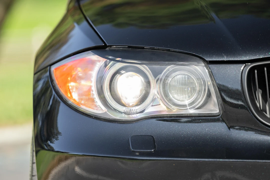 2009 BMW E82 135i & 135is - Image 13 of 31
