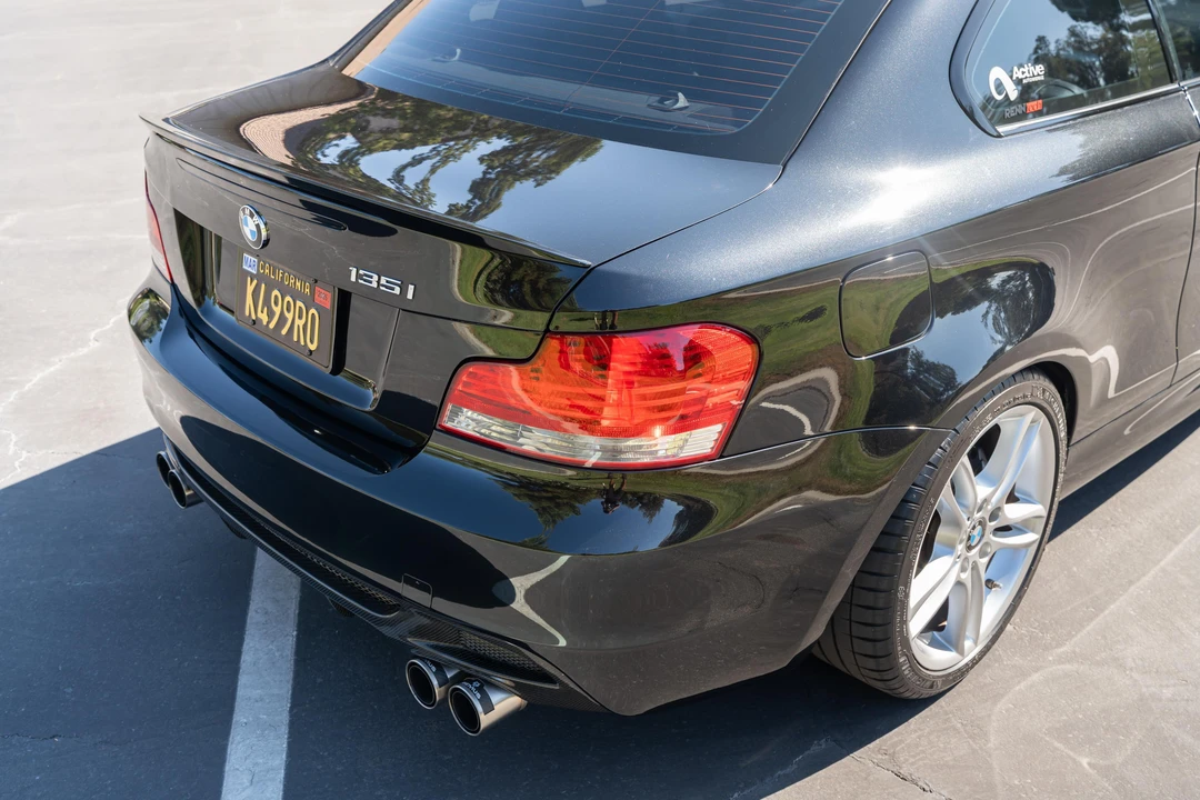 2009 BMW E82 135i & 135is - Image 28 of 31