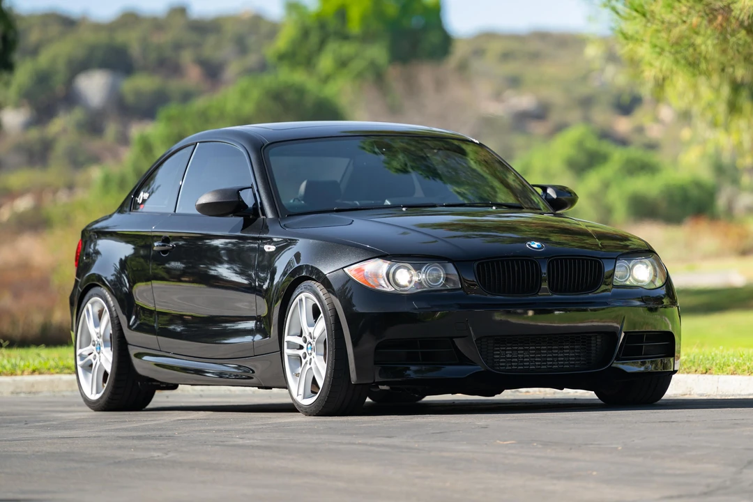 2009 BMW E82 135i & 135is - Image 12 of 31