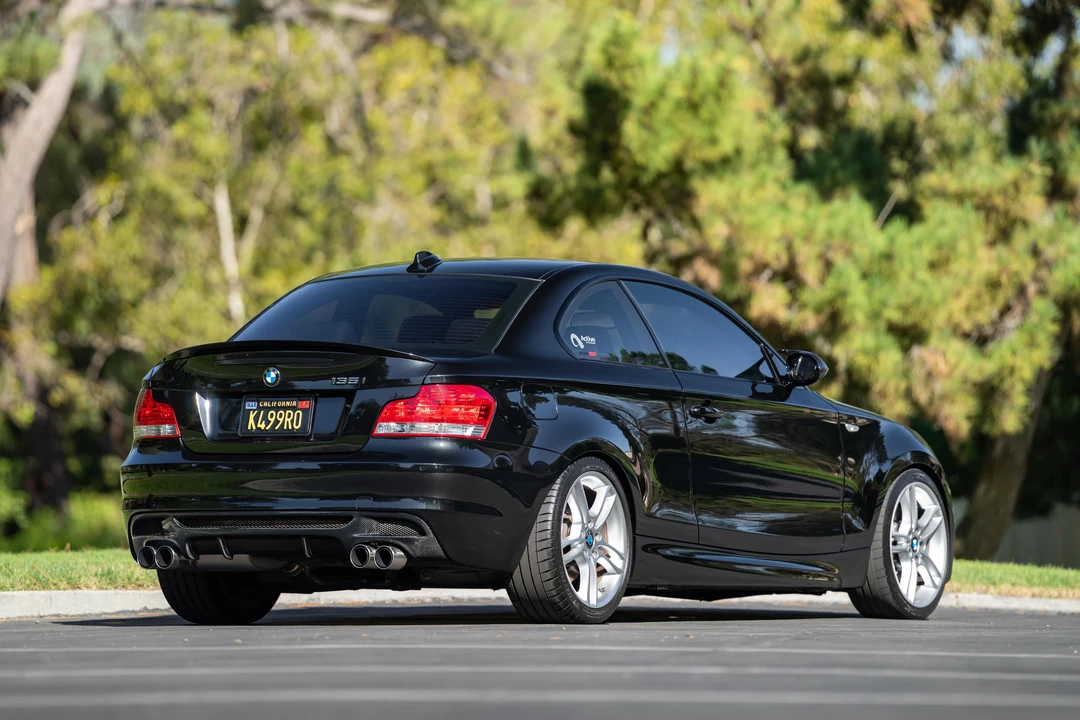 2009 BMW E82 135i & 135is - Image 11 of 31