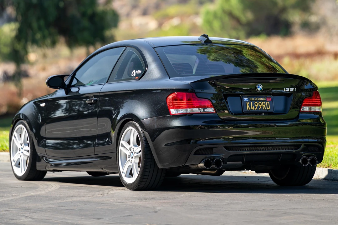 2009 BMW E82 135i & 135is - Image 4 of 31