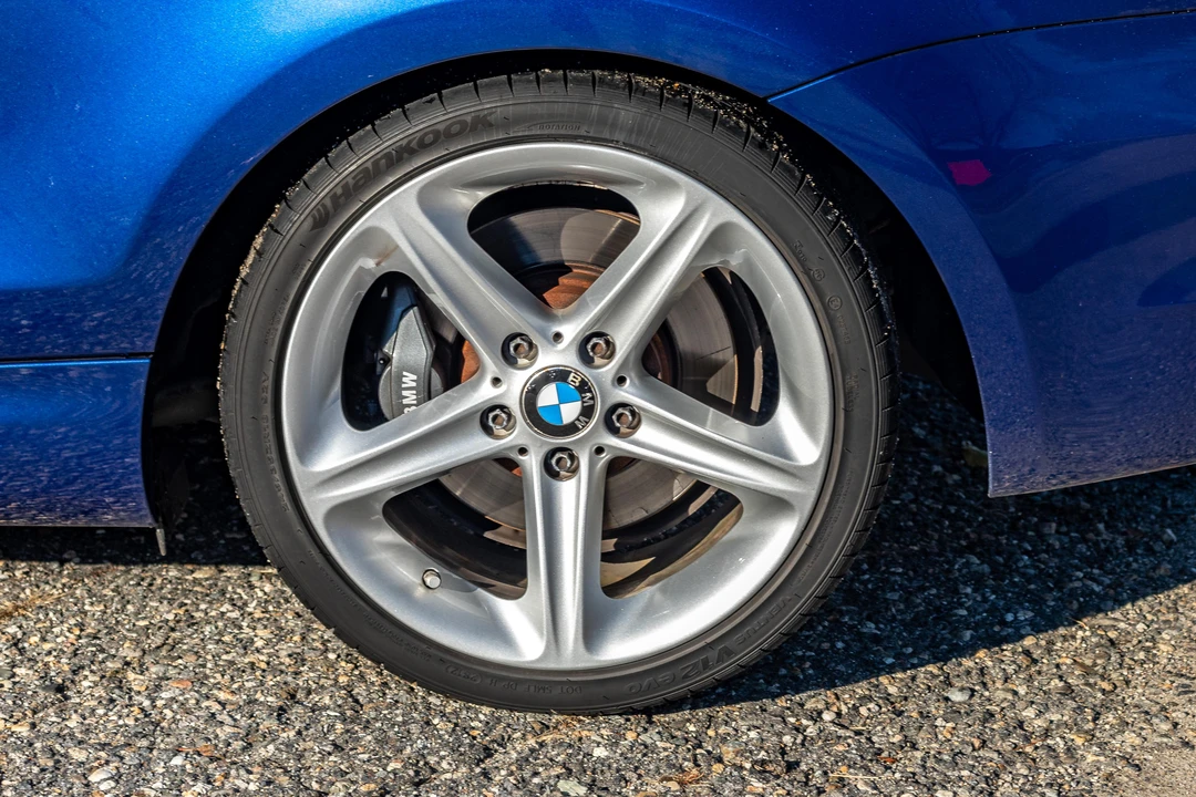 2009 BMW E82 135i & 135is - Image 22 of 31