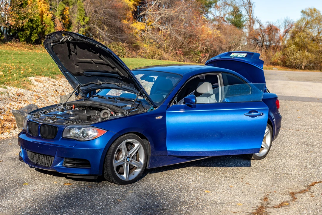 2009 BMW E82 135i & 135is - Image 7 of 31