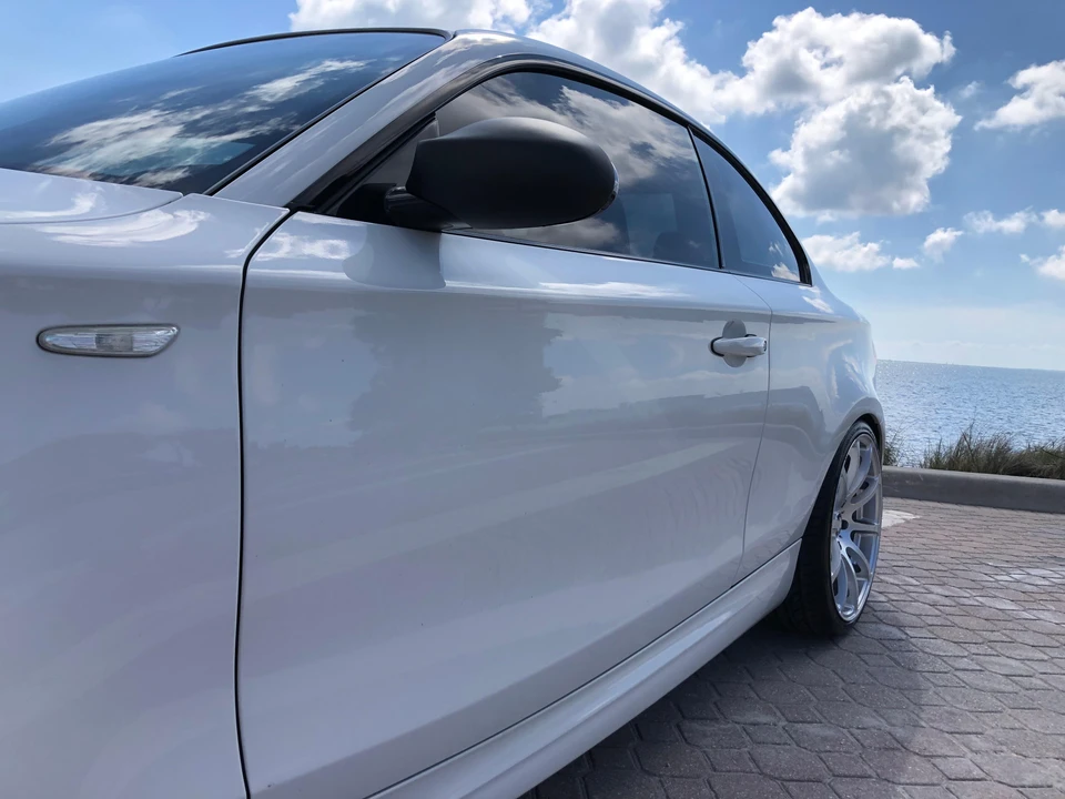 2009 BMW E82 135i & 135is - Image 25 of 31