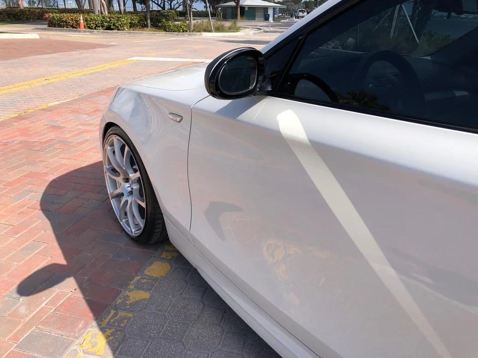 2009 BMW E82 135i & 135is - Image 29 of 31