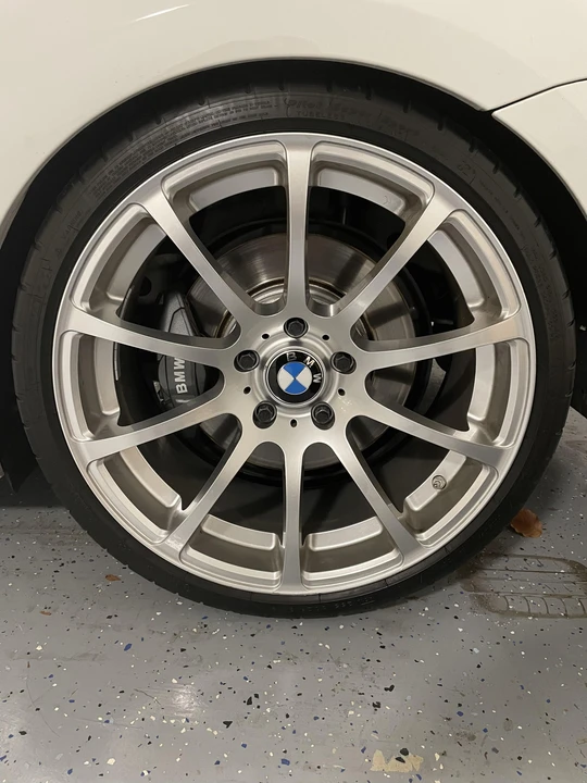 2009 BMW E82 135i & 135is - Image 23 of 31
