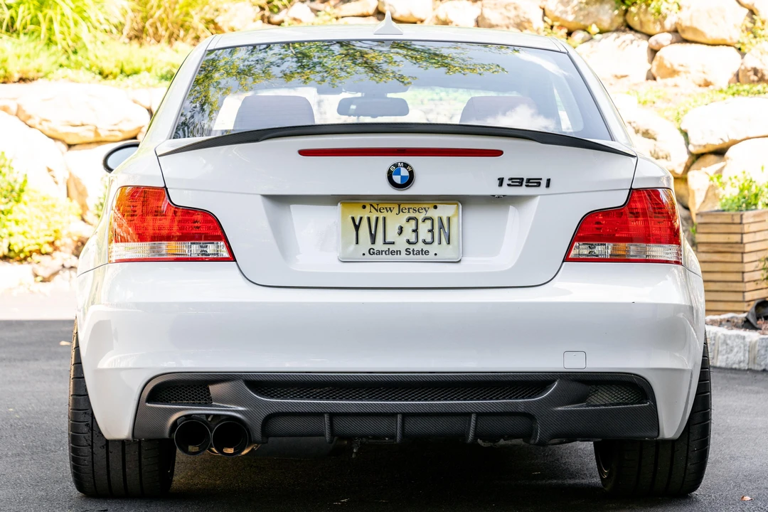2009 BMW E82 135i & 135is - Image 5 of 31