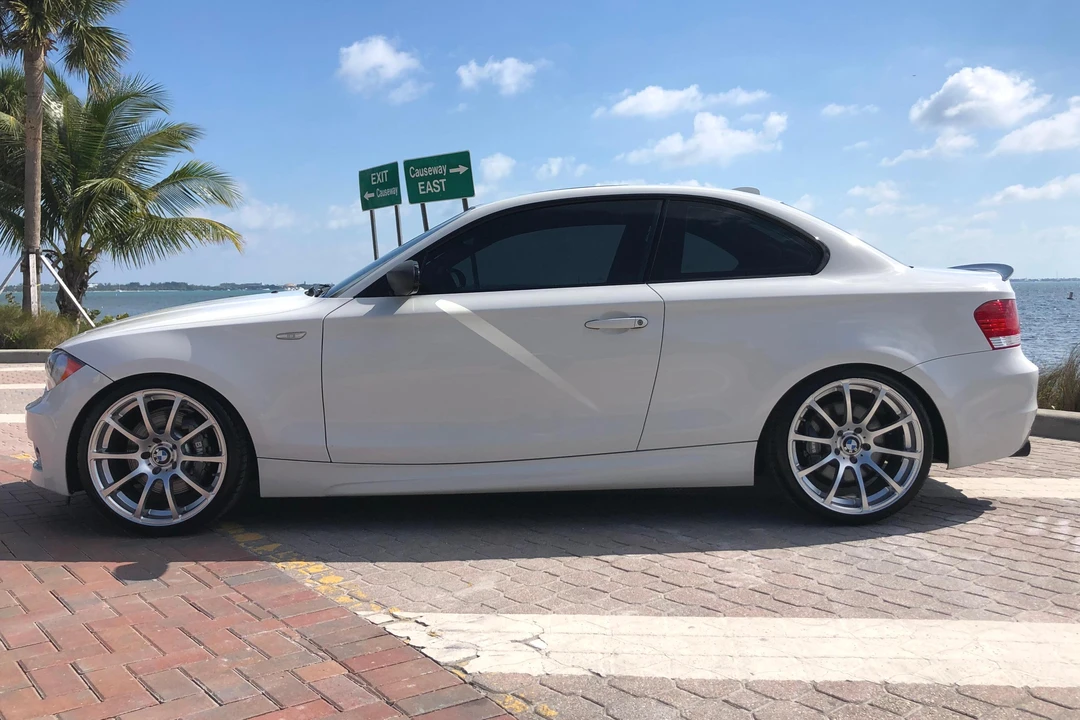 2009 BMW E82 135i & 135is - Image 3 of 31