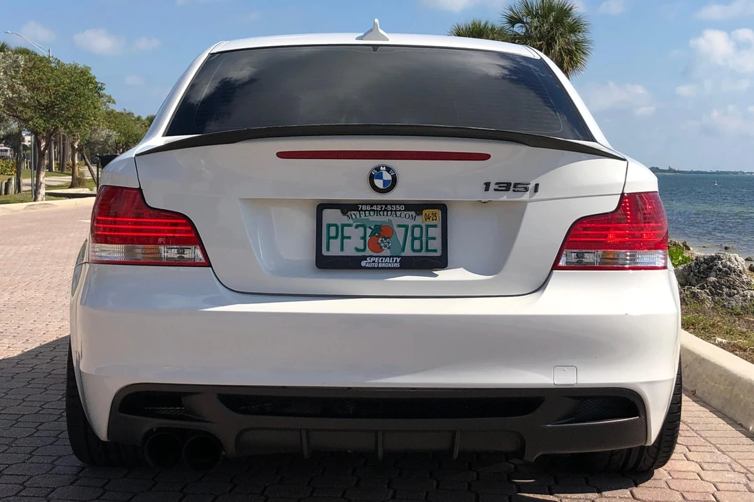 2009 BMW E82 135i & 135is - Image 5 of 31