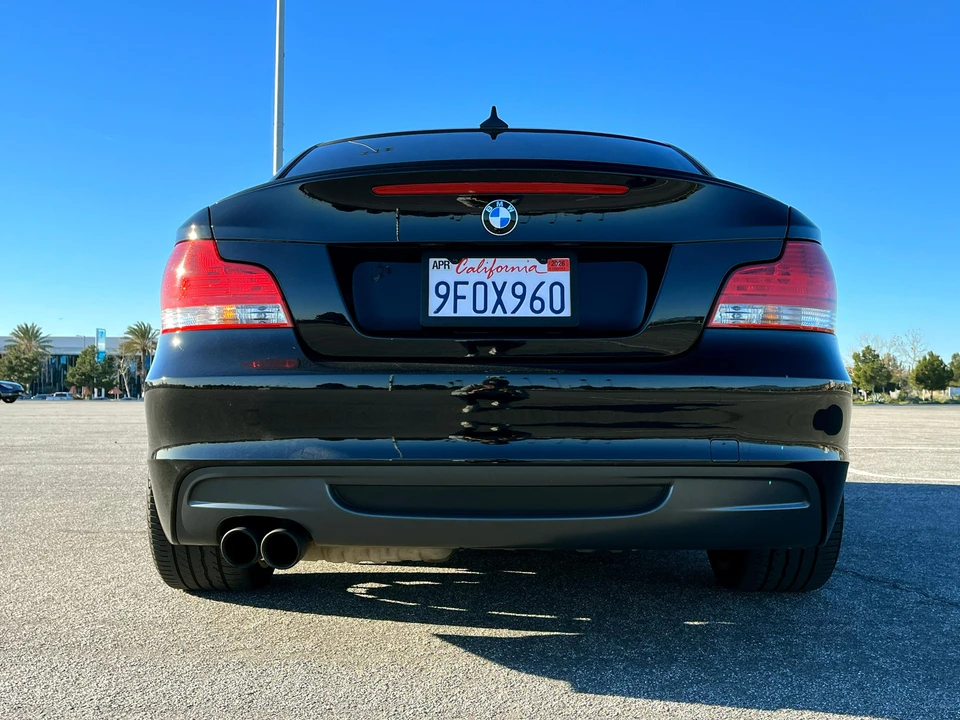 2009 BMW E82 135i & 135is - Image 17 of 31