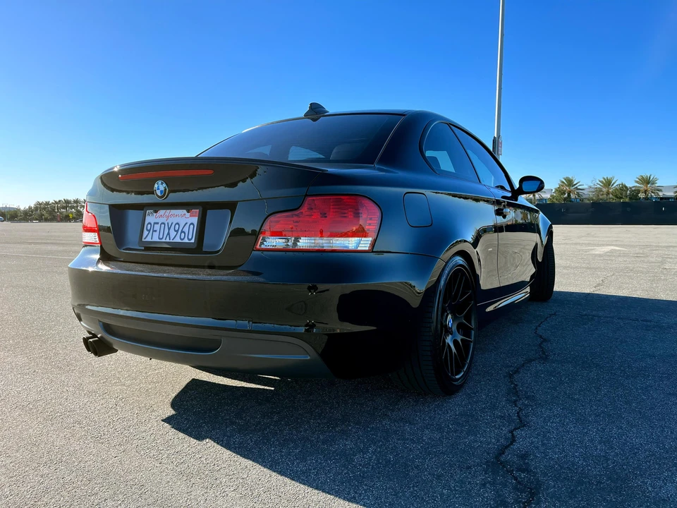 2009 BMW E82 135i & 135is - Image 18 of 31