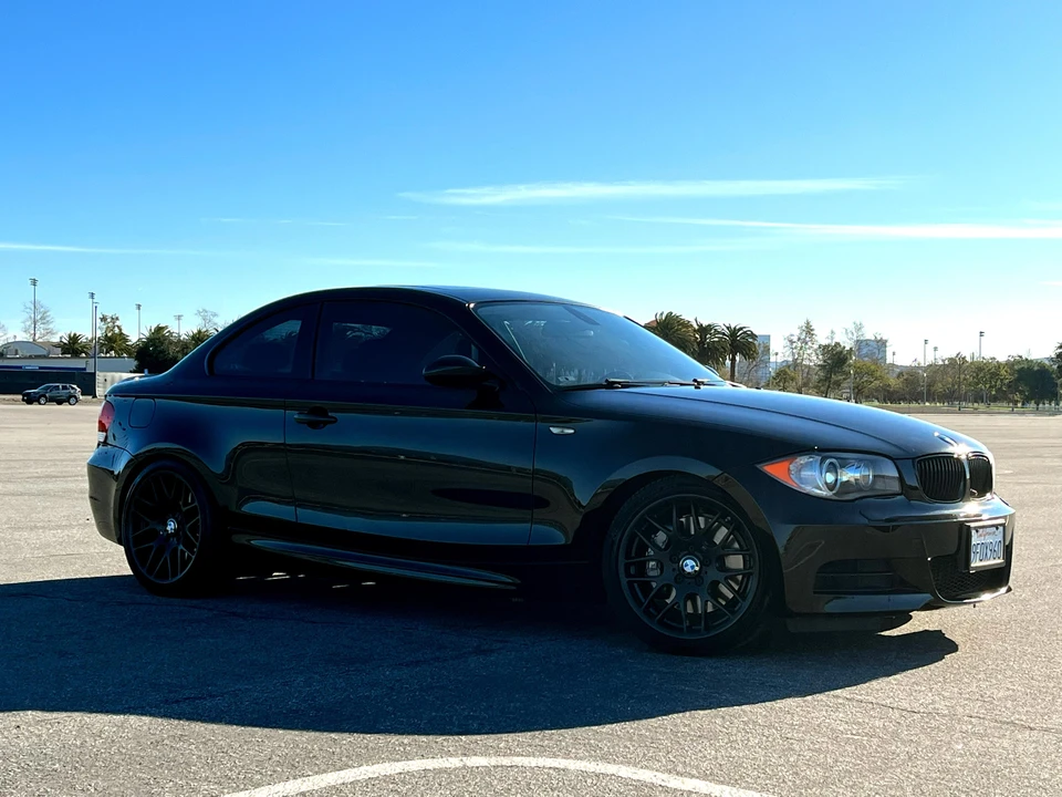 2009 BMW E82 135i & 135is - Image 27 of 31