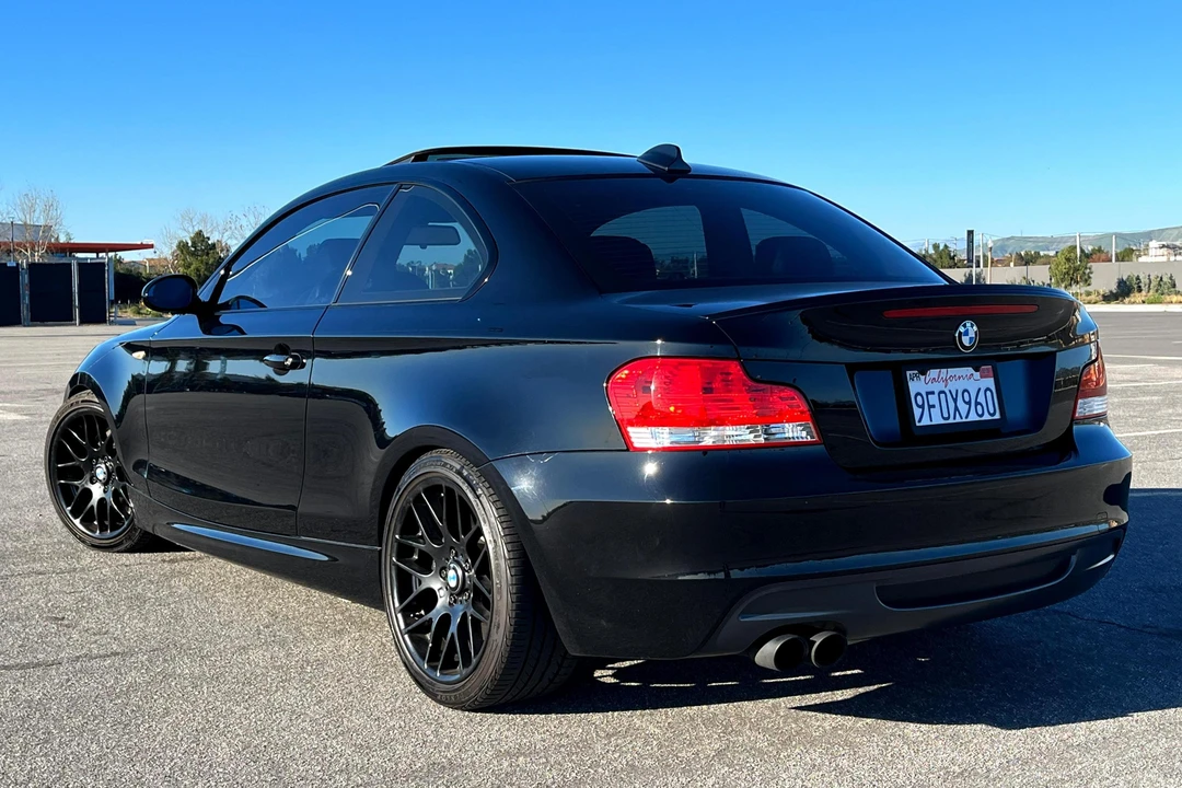 2009 BMW E82 135i & 135is - Image 4 of 31