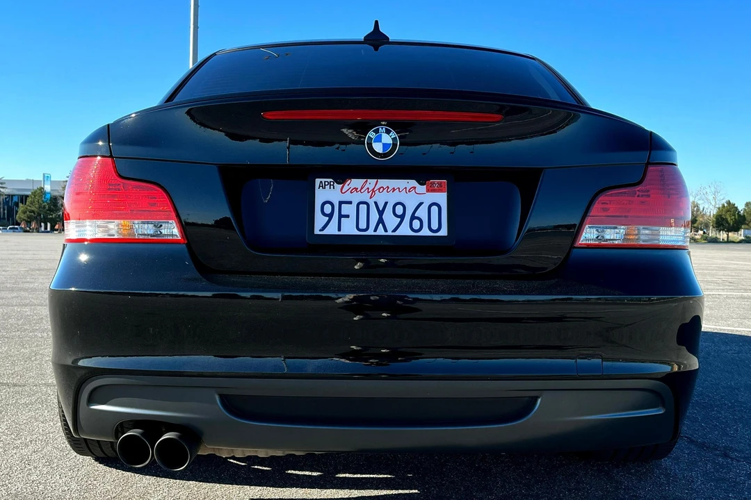 2009 BMW E82 135i & 135is - Image 5 of 31