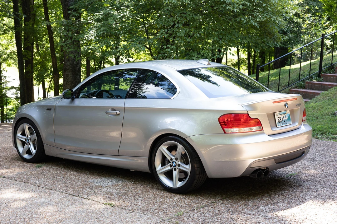 2009 BMW E82 135i & 135is - Image 7 of 31