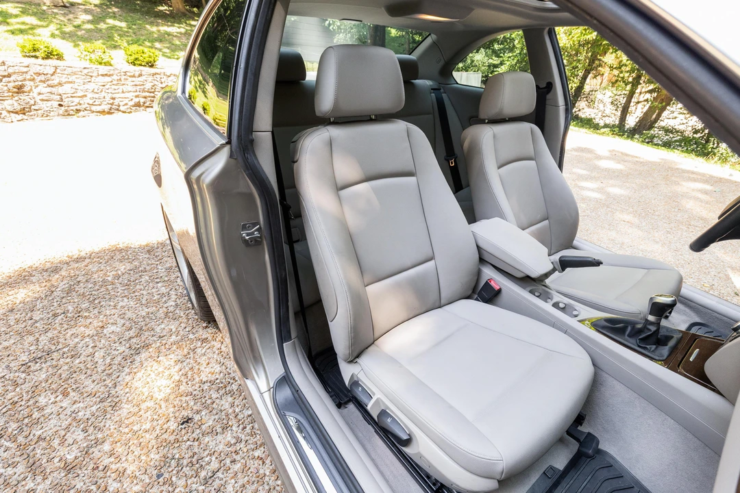 2009 BMW E82 135i & 135is - Image 20 of 31