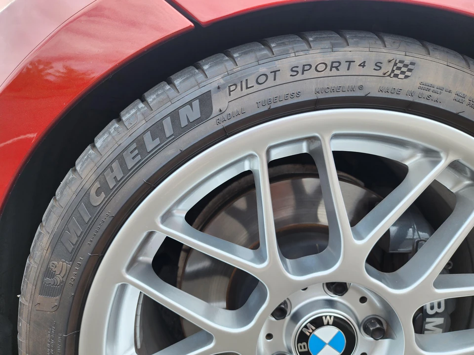 2009 BMW E82 135i & 135is - Image 26 of 31