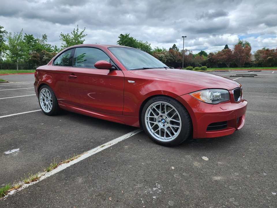 2009 BMW E82 135i & 135is - Image 12 of 31