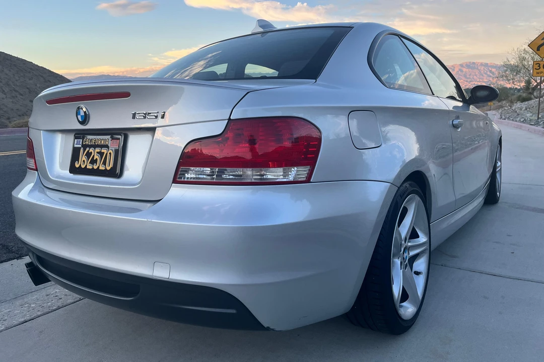 2009 BMW E82 135i & 135is - Image 4 of 31