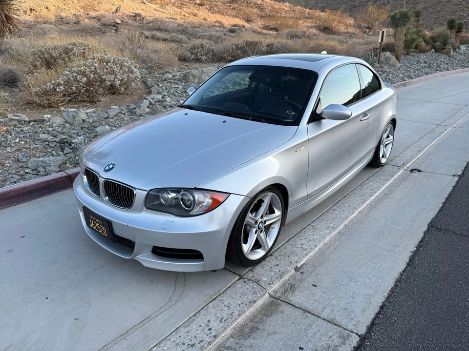 2009 BMW E82 135i & 135is - Image 10 of 31