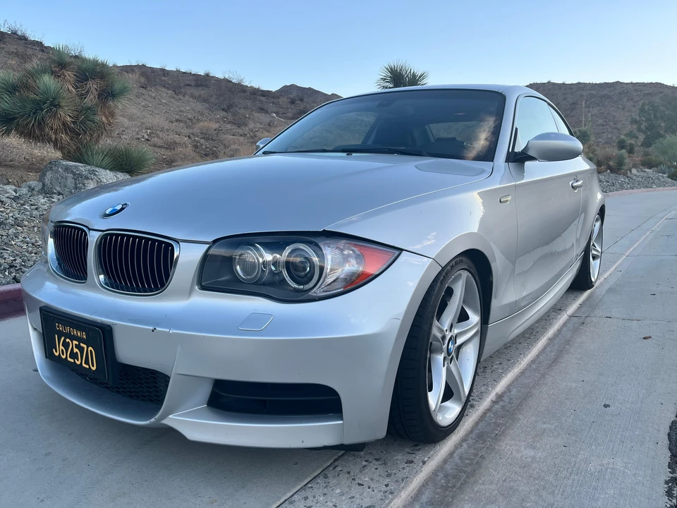 2009 BMW E82 135i & 135is - Image 9 of 31