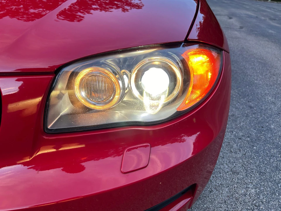 2009 BMW E82 135i & 135is - Image 15 of 31