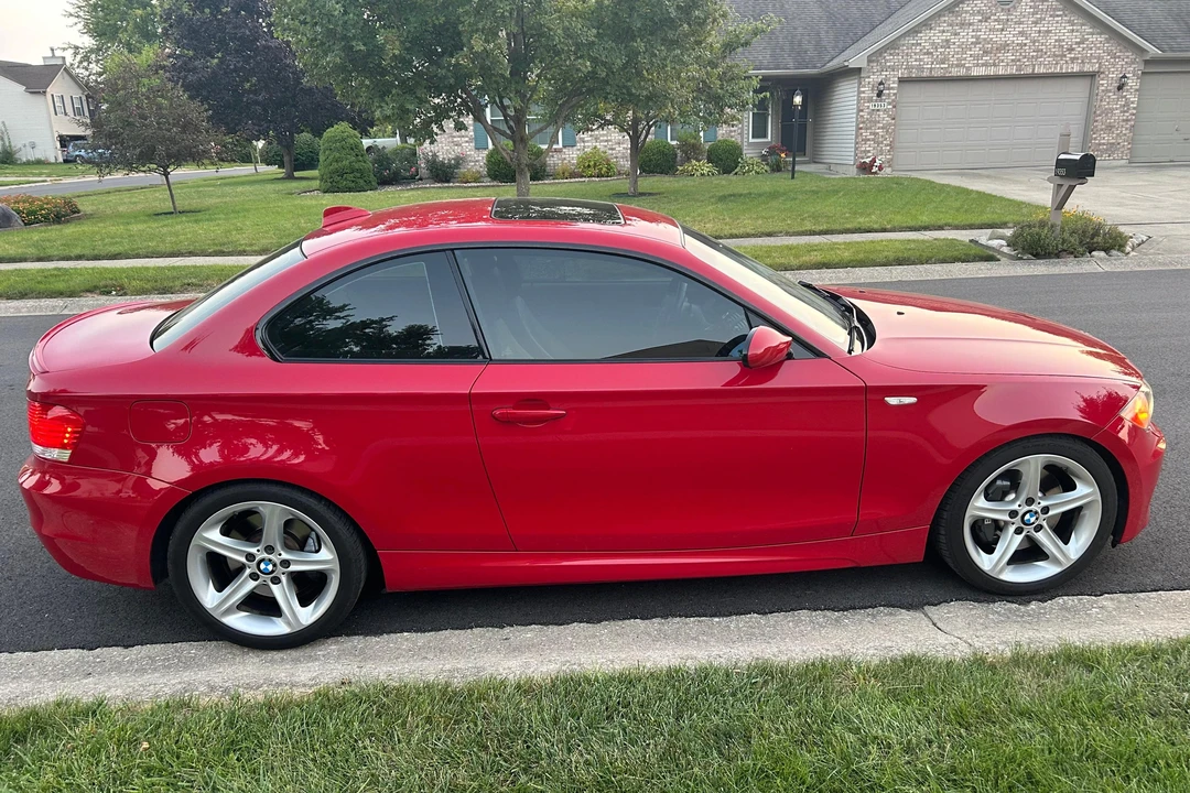 2009 BMW E82 135i & 135is - Image 3 of 31