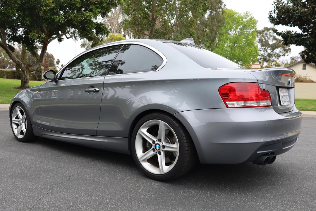 2009 BMW E82 135i & 135is - Image 4 of 11