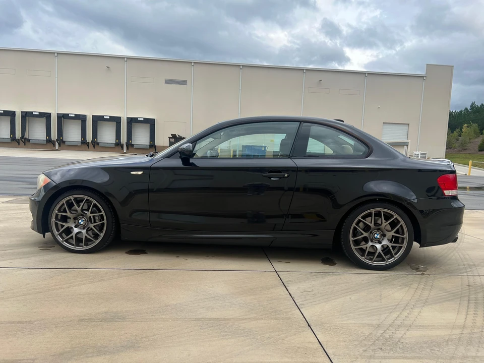 2009 BMW E82 135i & 135is - Image 10 of 31