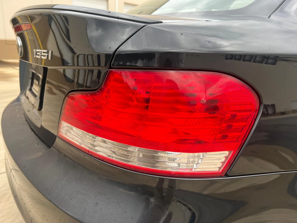 2009 BMW E82 135i & 135is - Image 28 of 31