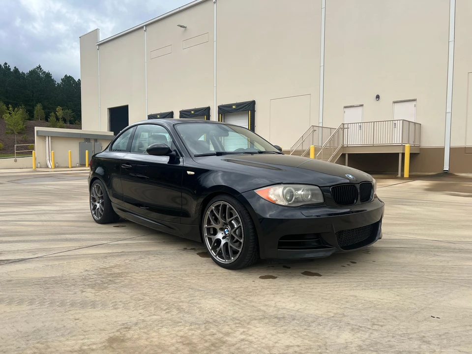 2009 BMW E82 135i & 135is - Image 16 of 31