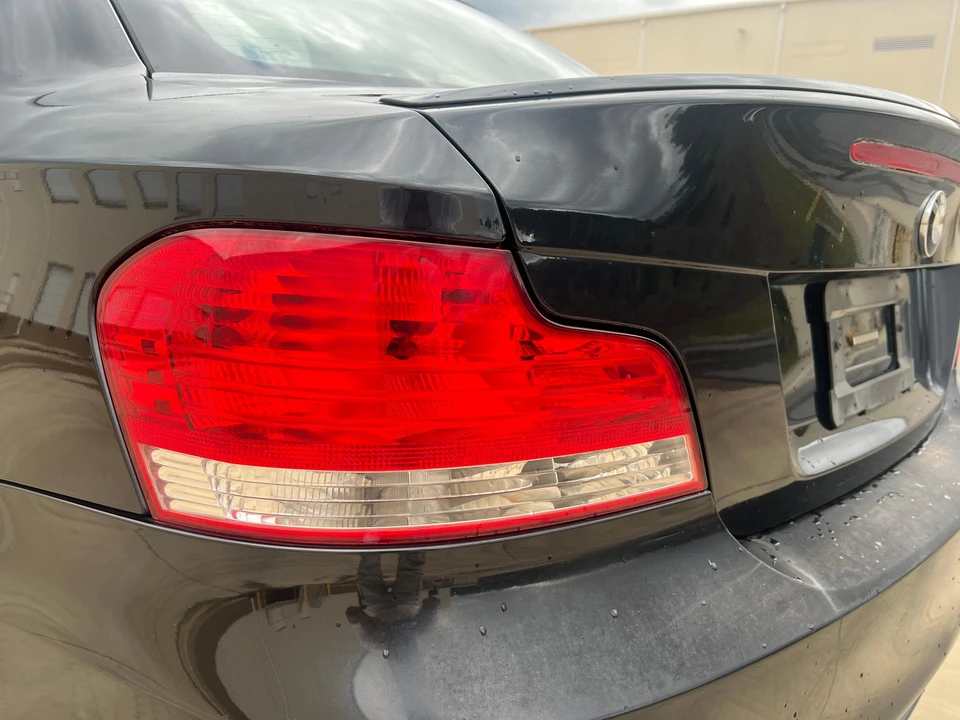 2009 BMW E82 135i & 135is - Image 27 of 31