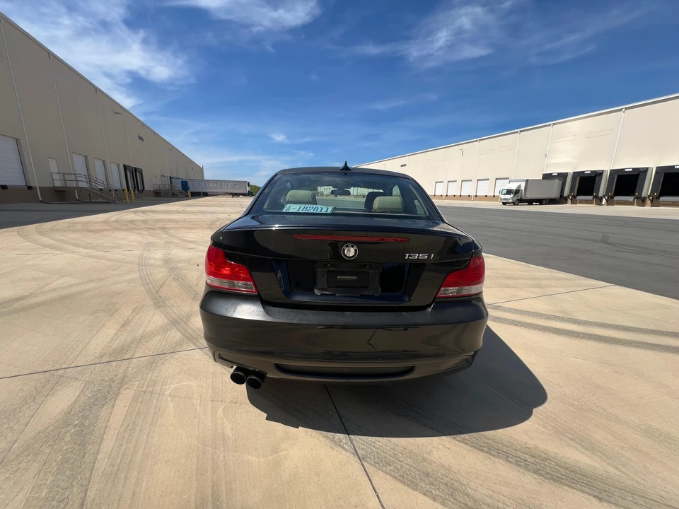 2009 BMW E82 135i & 135is - Image 12 of 31