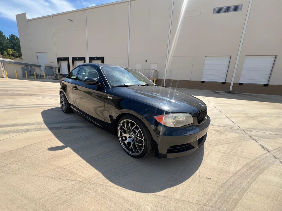 2009 BMW E82 135i & 135is - Image 18 of 31