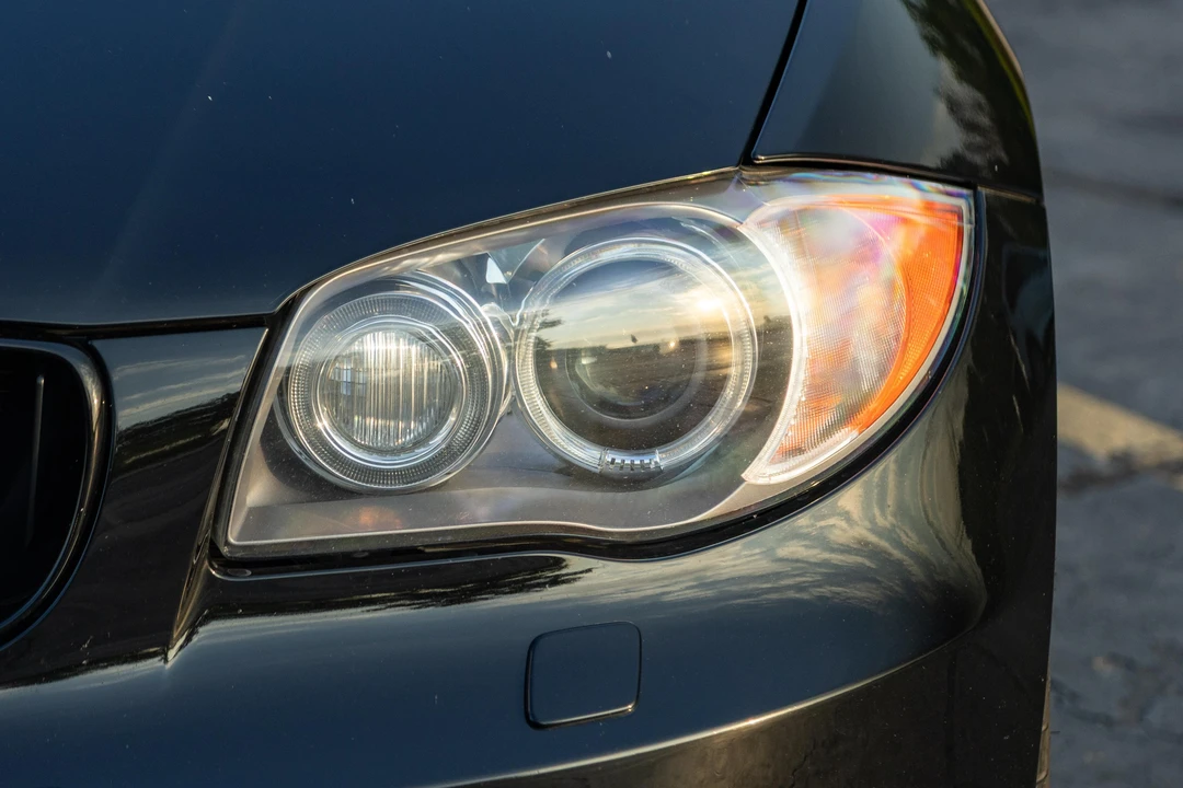 2009 BMW E82 135i & 135is - Image 14 of 31