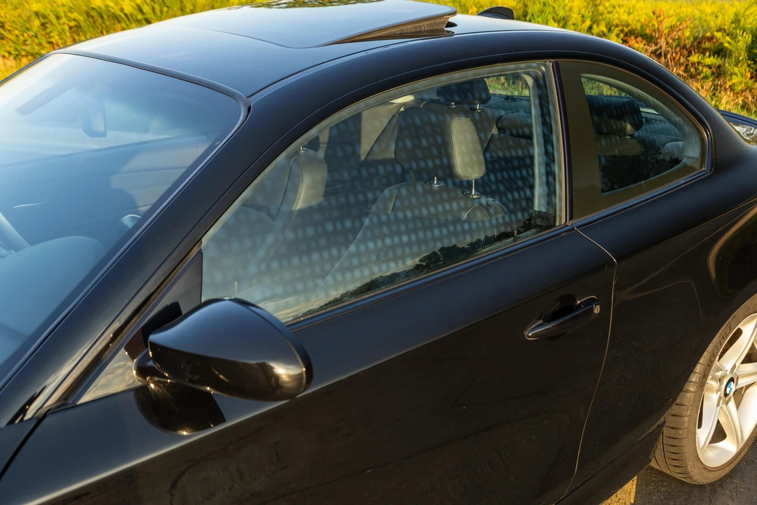 2009 BMW E82 135i & 135is - Image 21 of 31