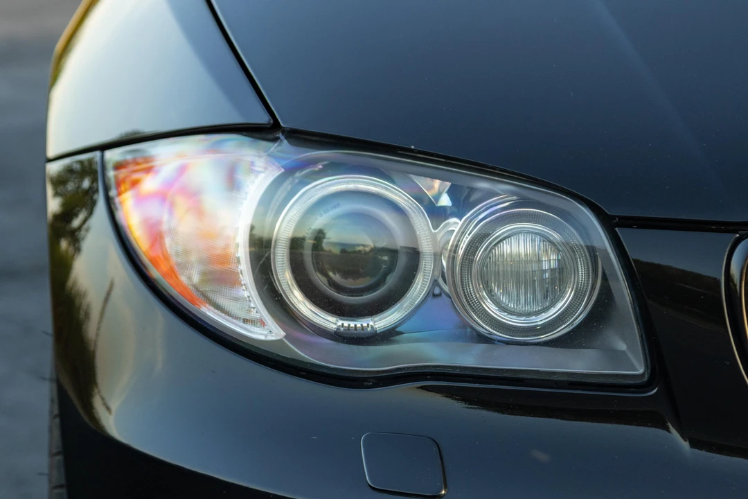 2009 BMW E82 135i & 135is - Image 11 of 31
