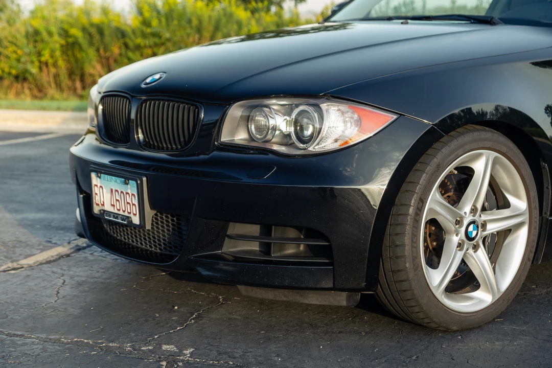 2009 BMW E82 135i & 135is - Image 16 of 31