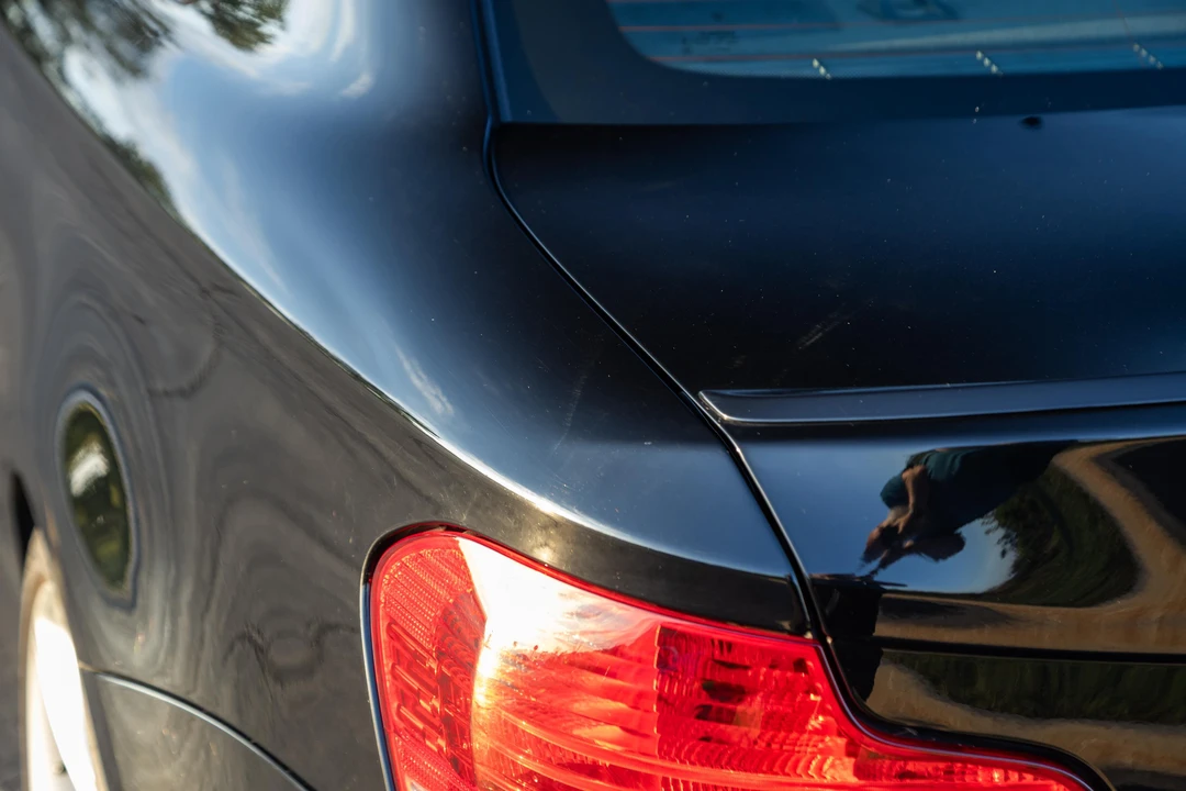 2009 BMW E82 135i & 135is - Image 27 of 31