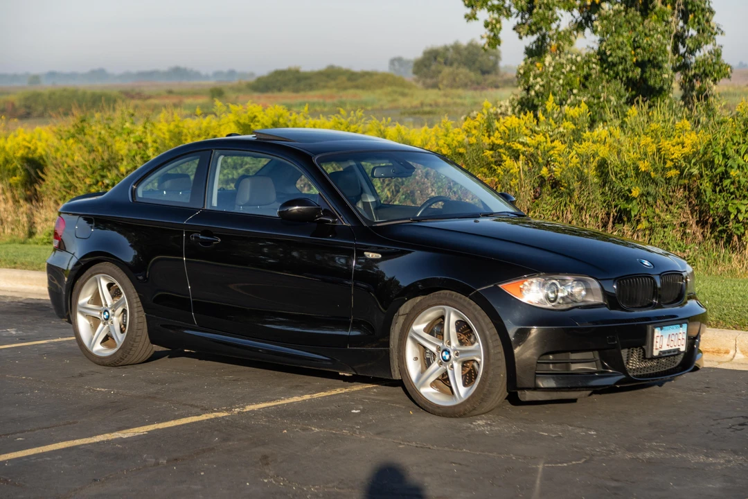 2009 BMW E82 135i & 135is - Image 3 of 31