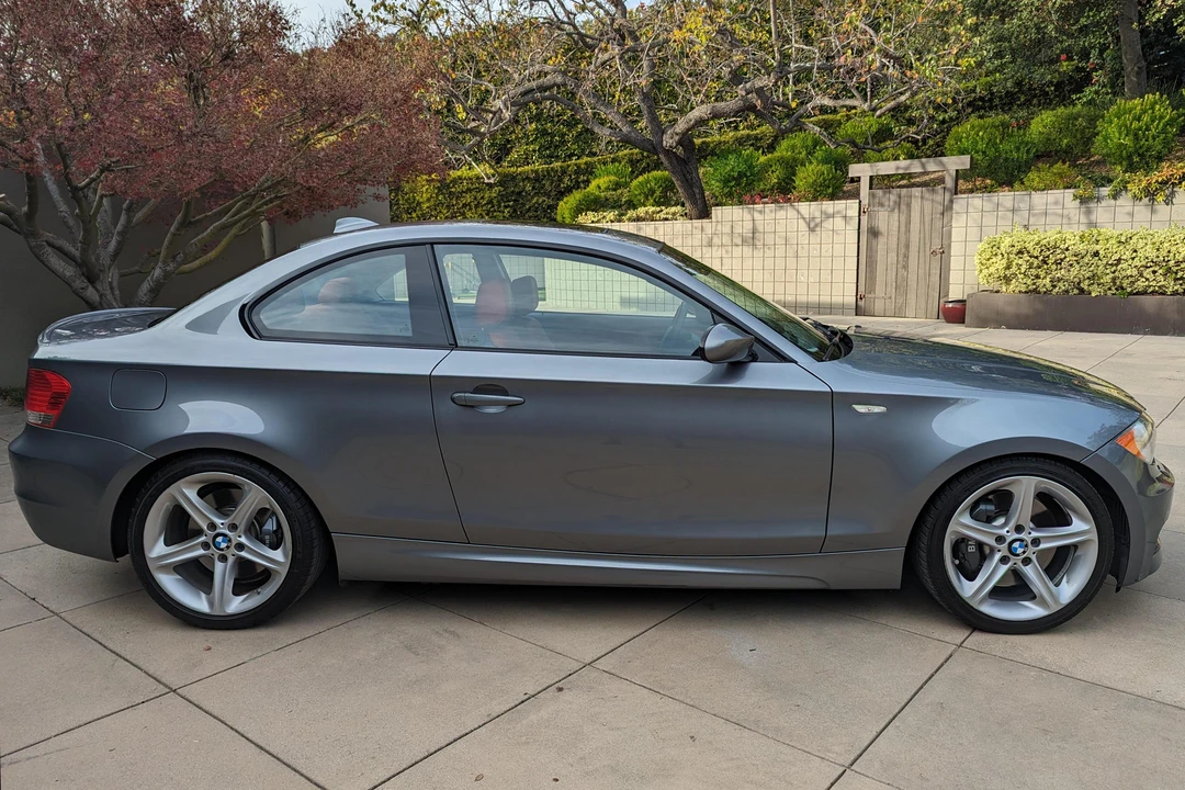2009 BMW E82 135i & 135is - Image 3 of 31
