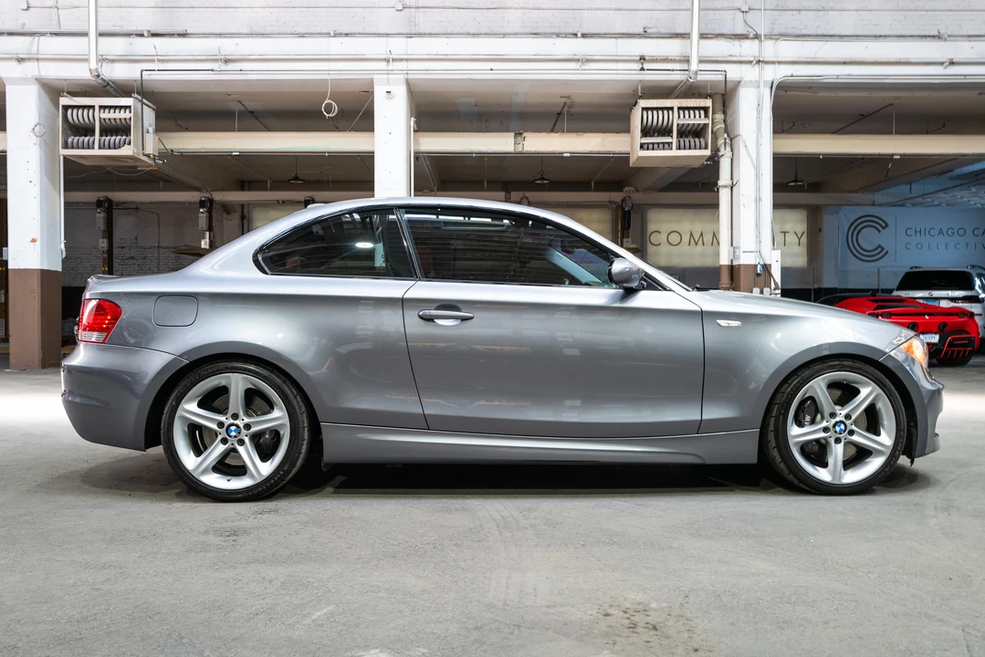 2009 BMW E82 135i & 135is - Image 13 of 31